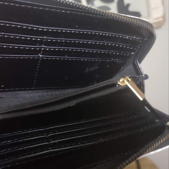 Betsey Johnson Blue Floral Wristlet Wallet - Picture 6 of 6